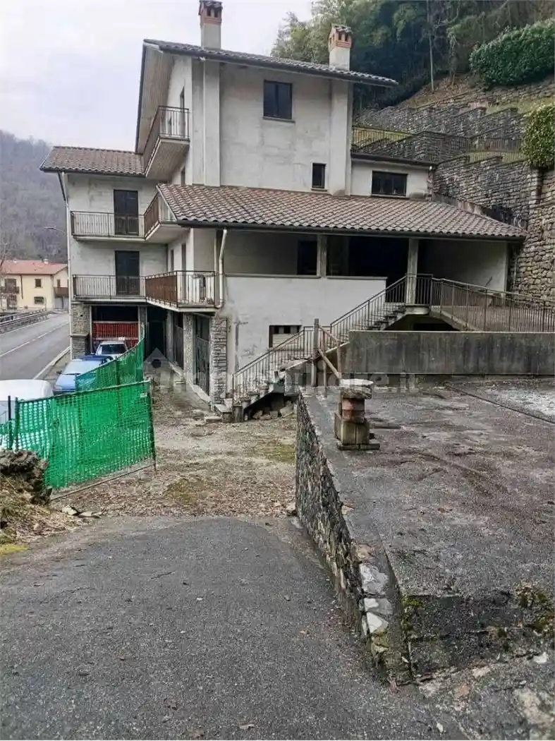 Appartamento in vendita a Capizzone