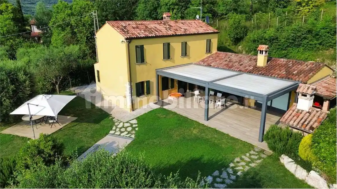 Villa in vendita a Arquà Petrarca