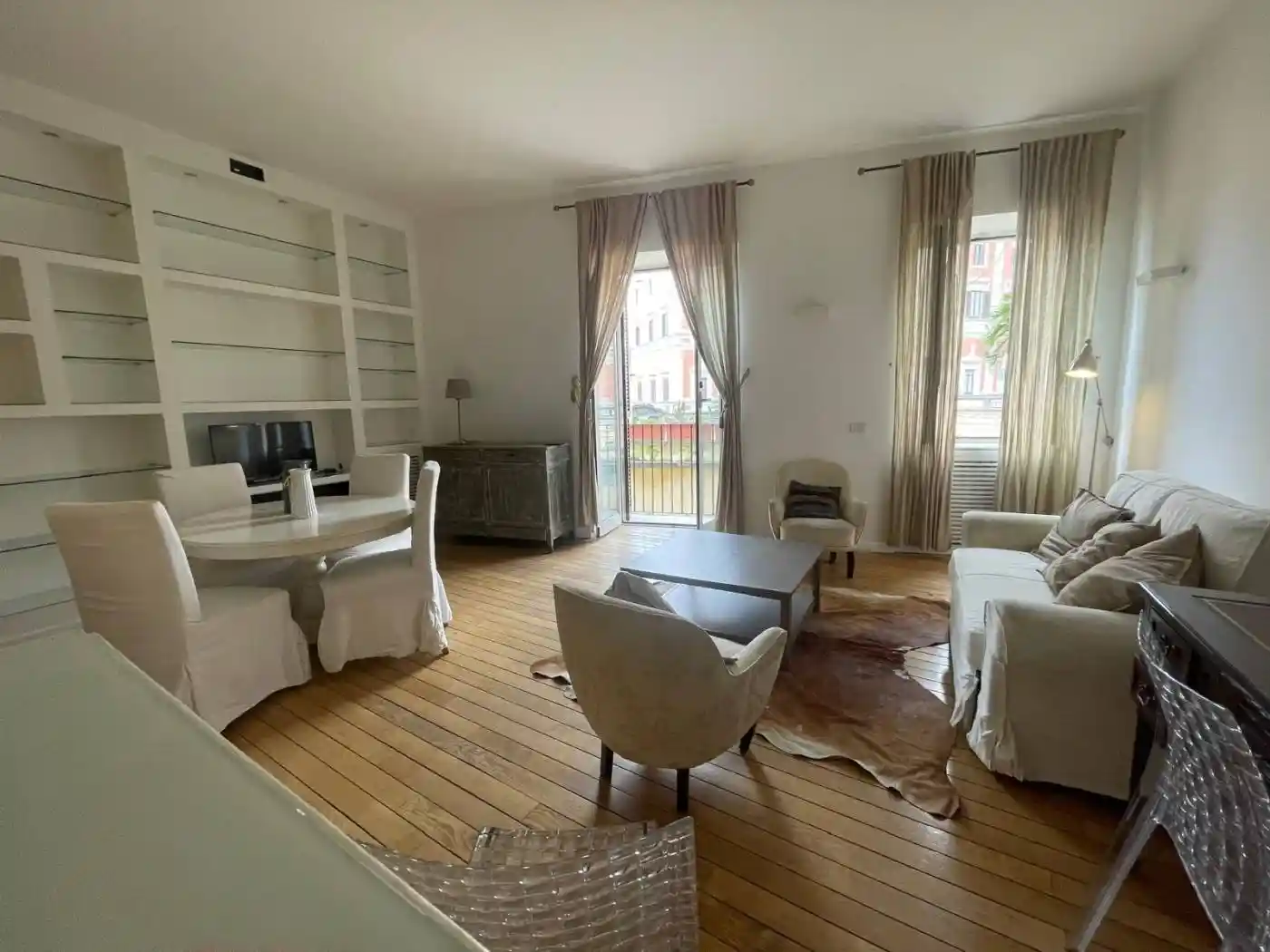 Appartamento in affitto a Napoli