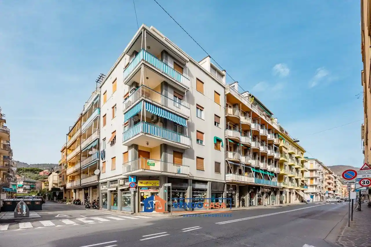 Appartamento in vendita a Alassio