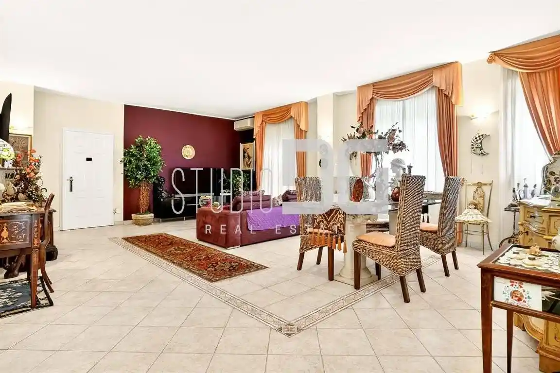 Appartamento in vendita a Bovisio-Masciago