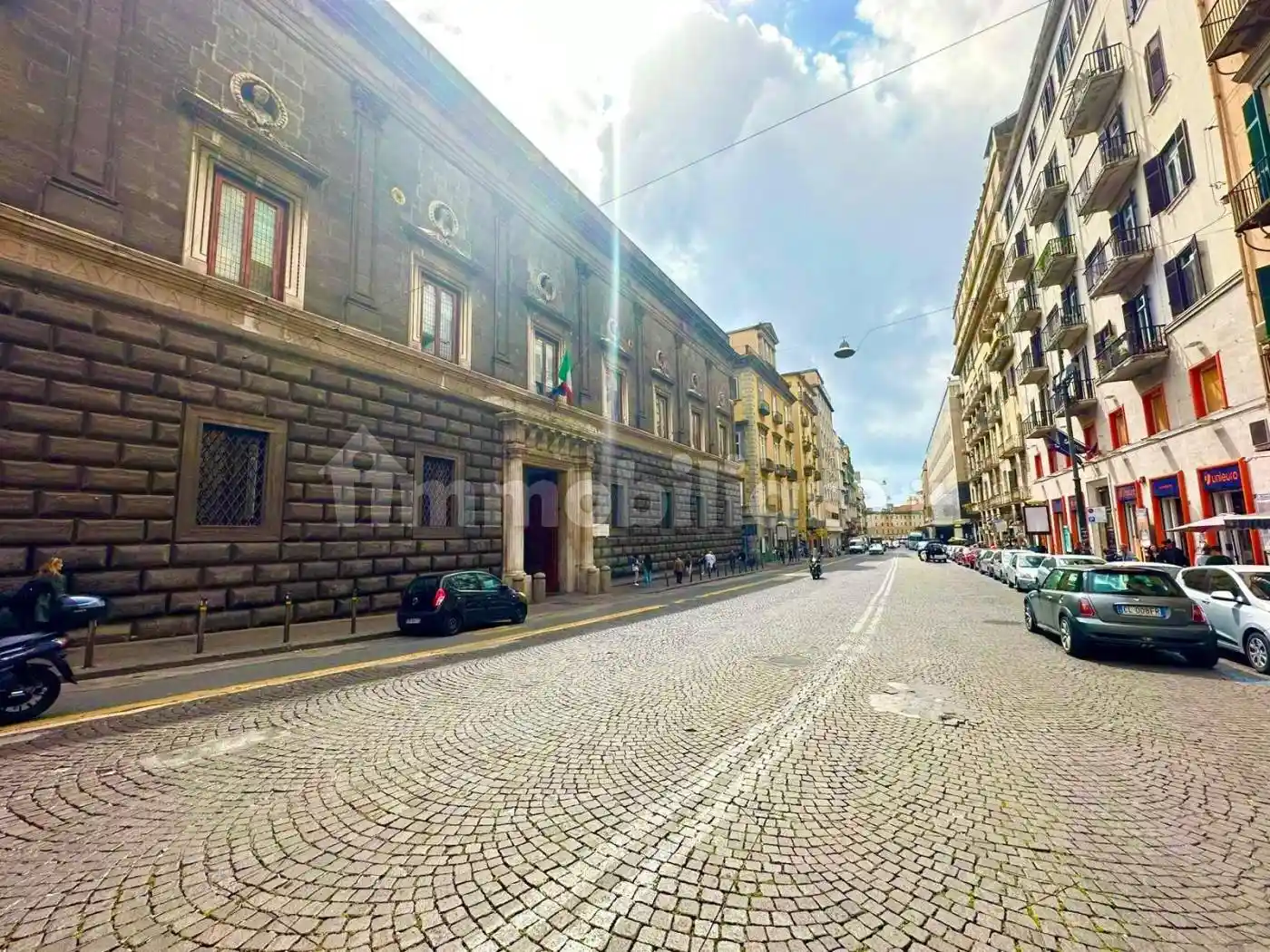 Appartamento in vendita a Napoli