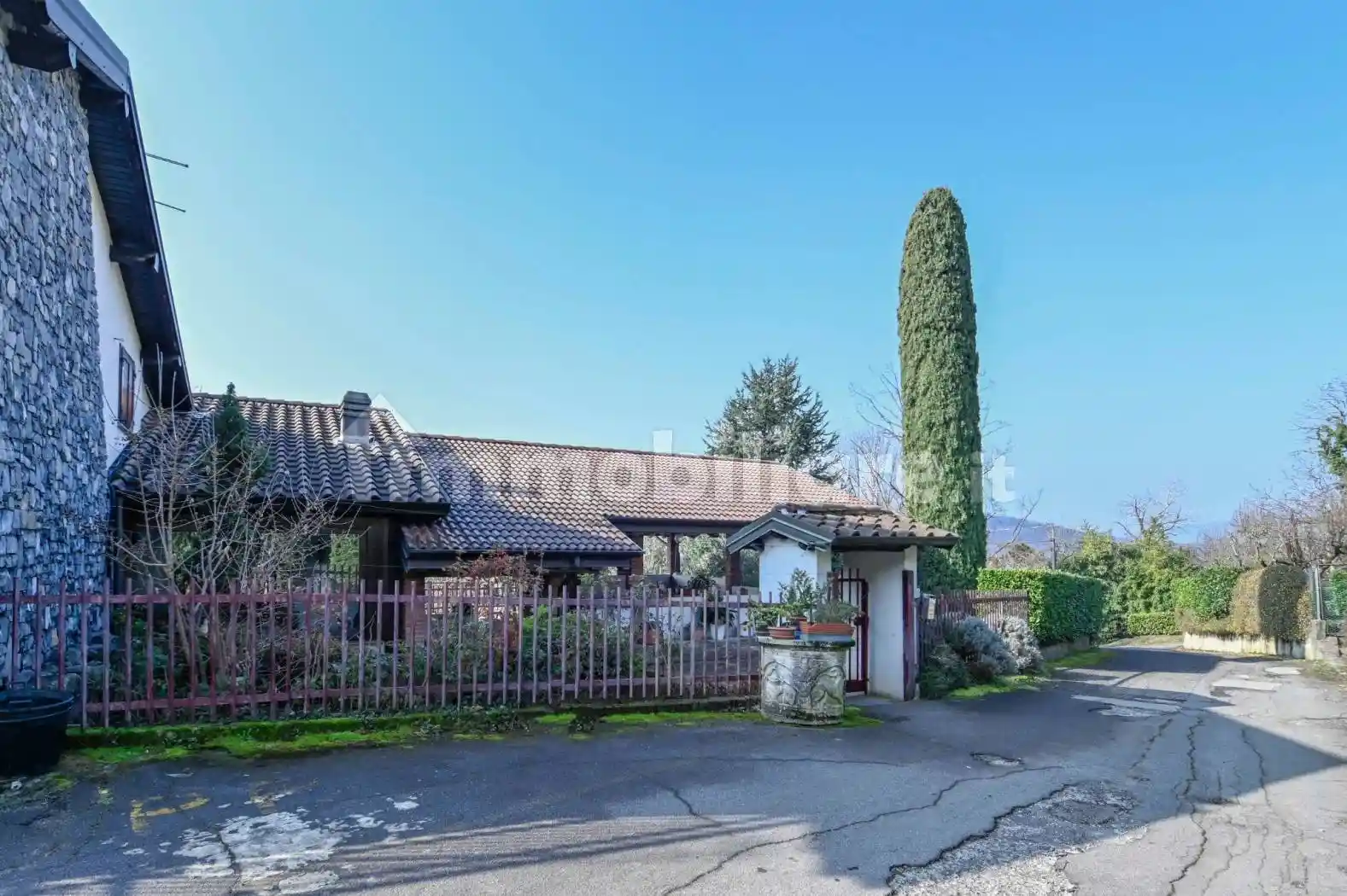 Villa in vendita a Scanzorosciate