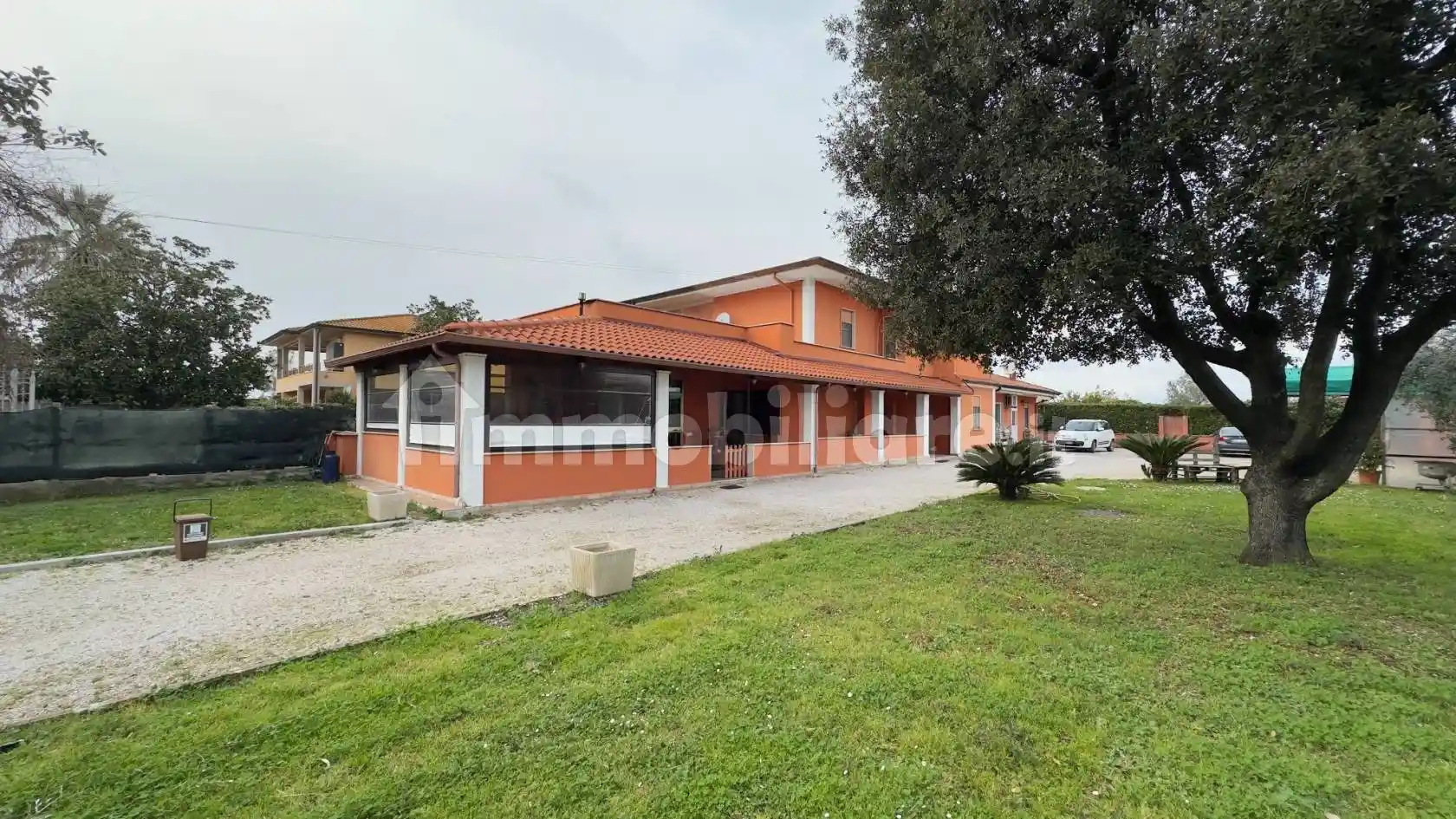 Rustico - Casale in vendita a Latina
