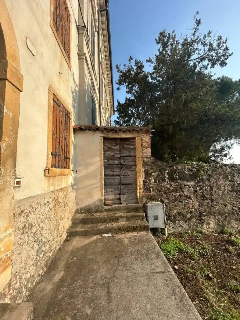 Villa in vendita a Monteforte d'Alpone