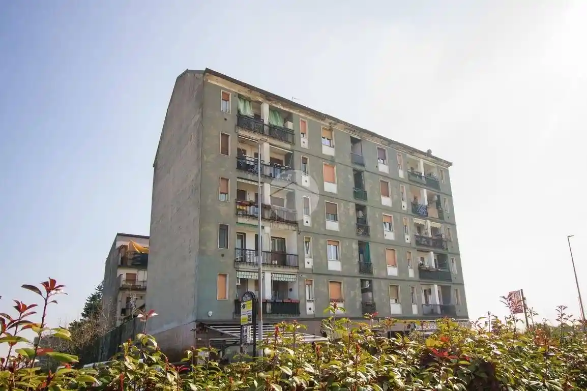 Appartamento in vendita a Garbagnate Milanese