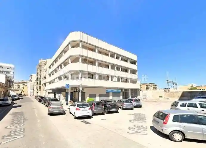 Appartamento in affitto a Brindisi