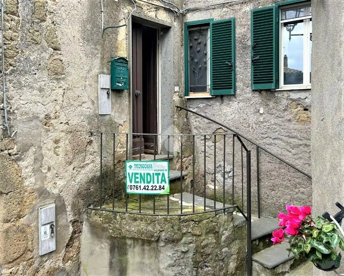 Appartamento in vendita a Farnese