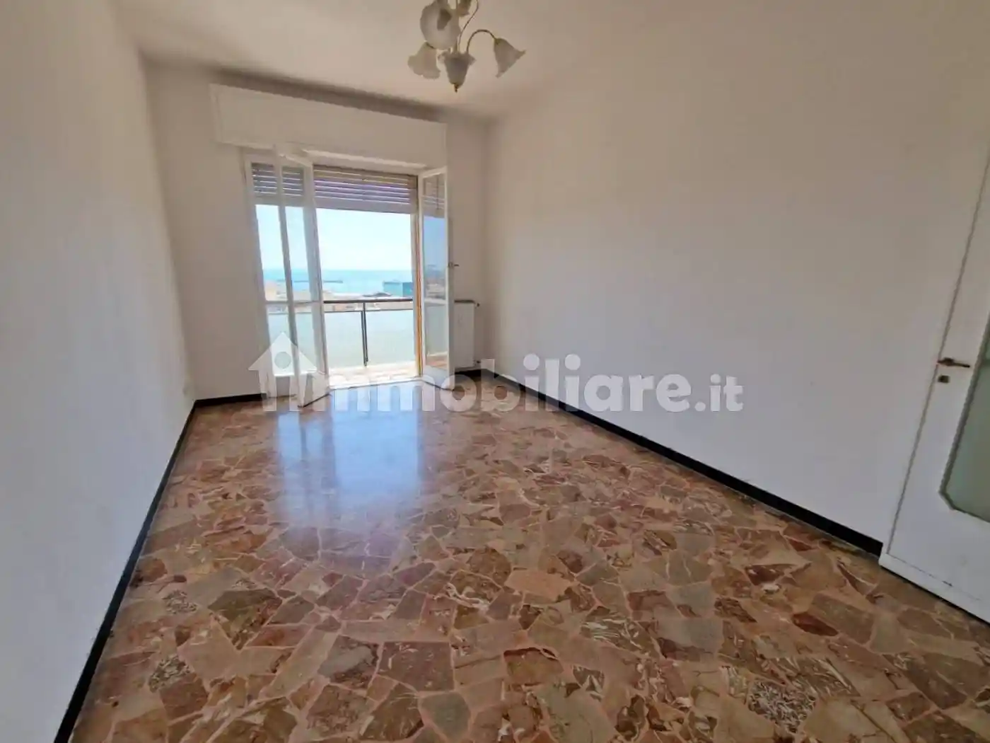 Appartamento in vendita a Genova