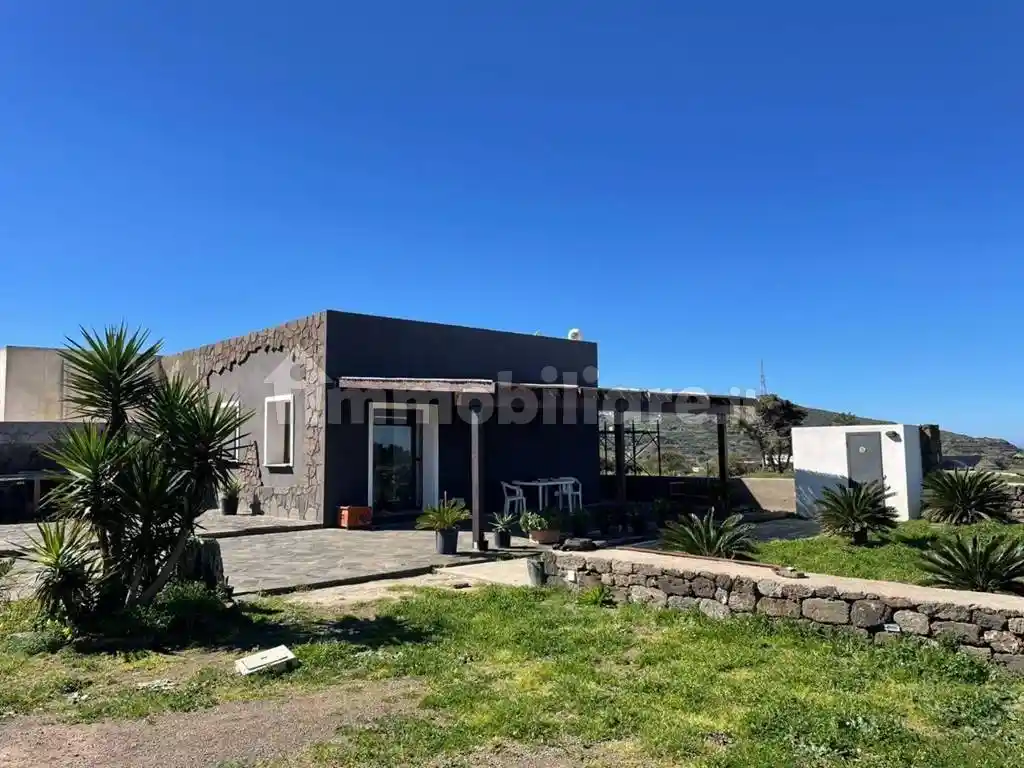 Rustico - Casale in vendita a Pantelleria
