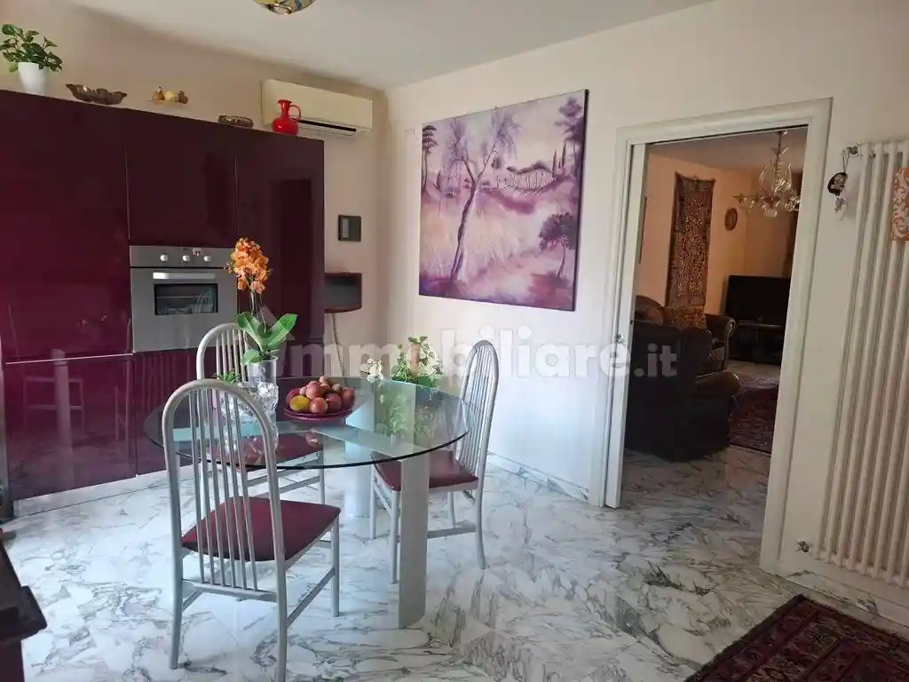 Villetta a schiera in vendita a Prato