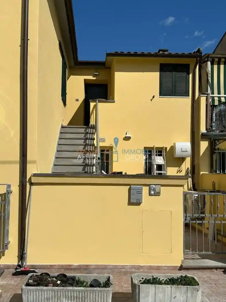 Appartamento in affitto a Carrara