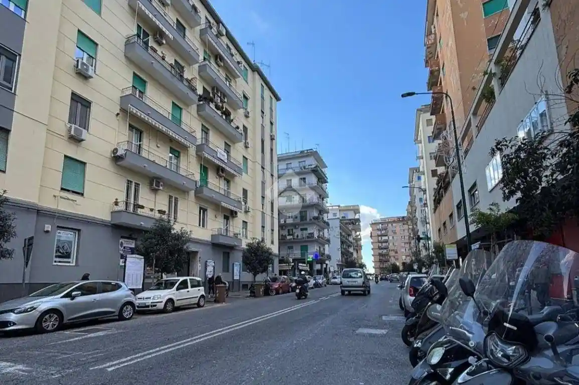 Appartamento in affitto a Napoli