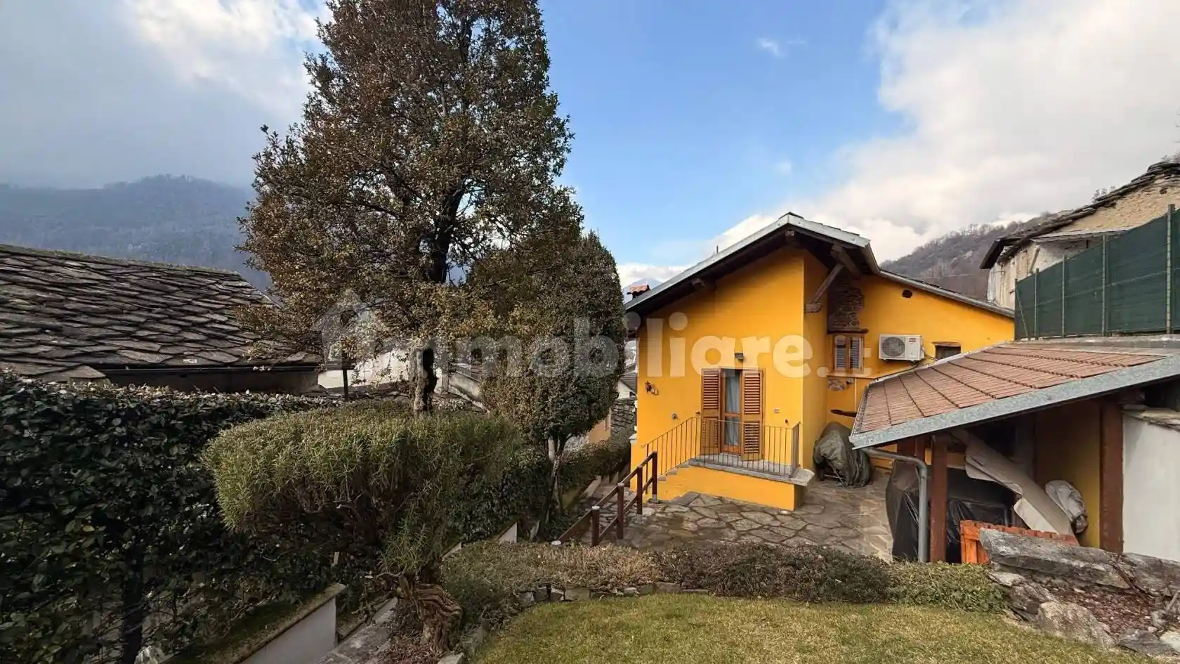 Casa indipendente in vendita a Pont-Canavese