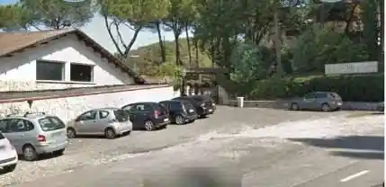 Palazzo - Stabile in vendita a Mentana