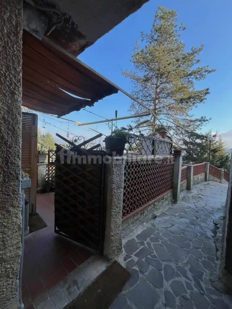 Appartamento in vendita a Vallinfreda