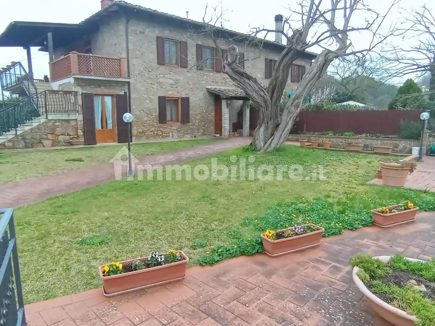 Casa indipendente in vendita a Poggibonsi