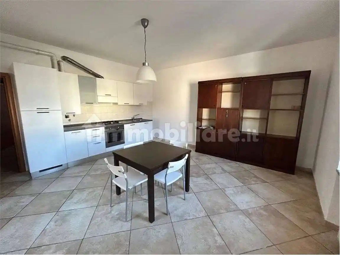 Appartamento in affitto a Taino