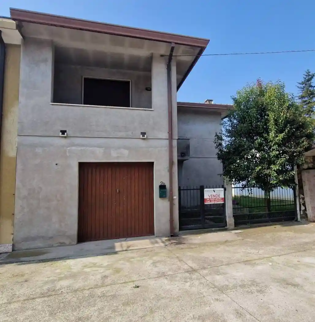 Villa in vendita a Megliadino San Vitale