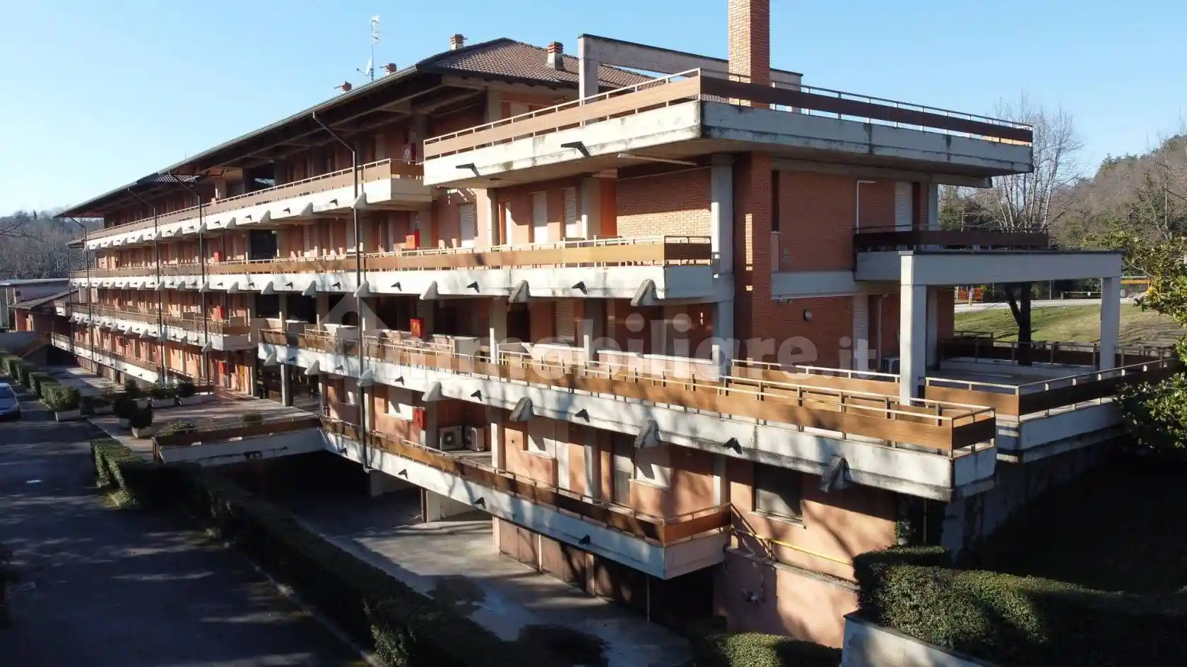 Palazzo - Edificio in vendita a Desenzano del Garda