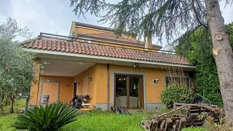 Appartamento in vendita a Pignataro Interamna