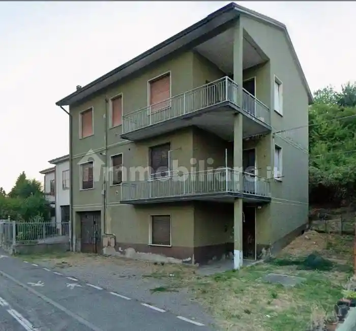 Villa in vendita a Castel San Giovanni