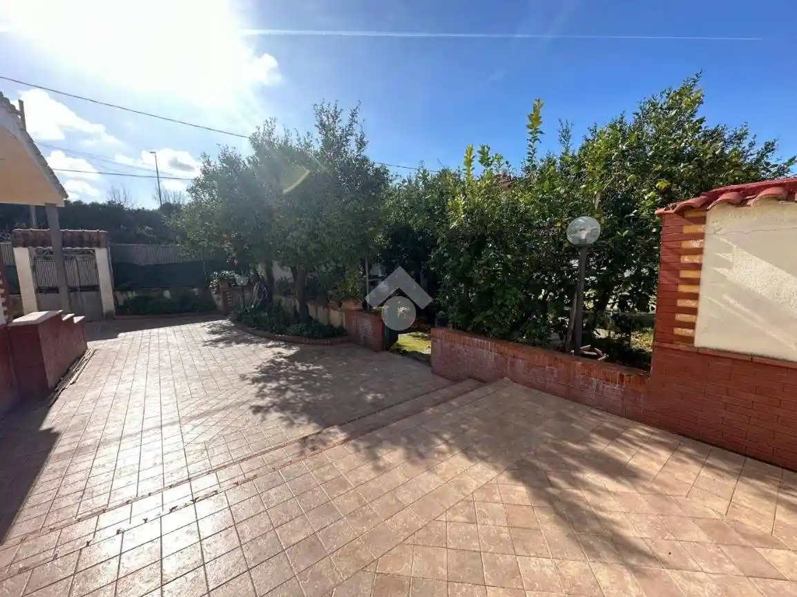 Villa in vendita a Napoli