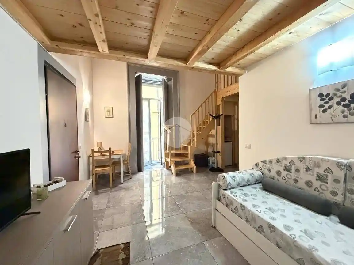 Appartamento in vendita a Napoli