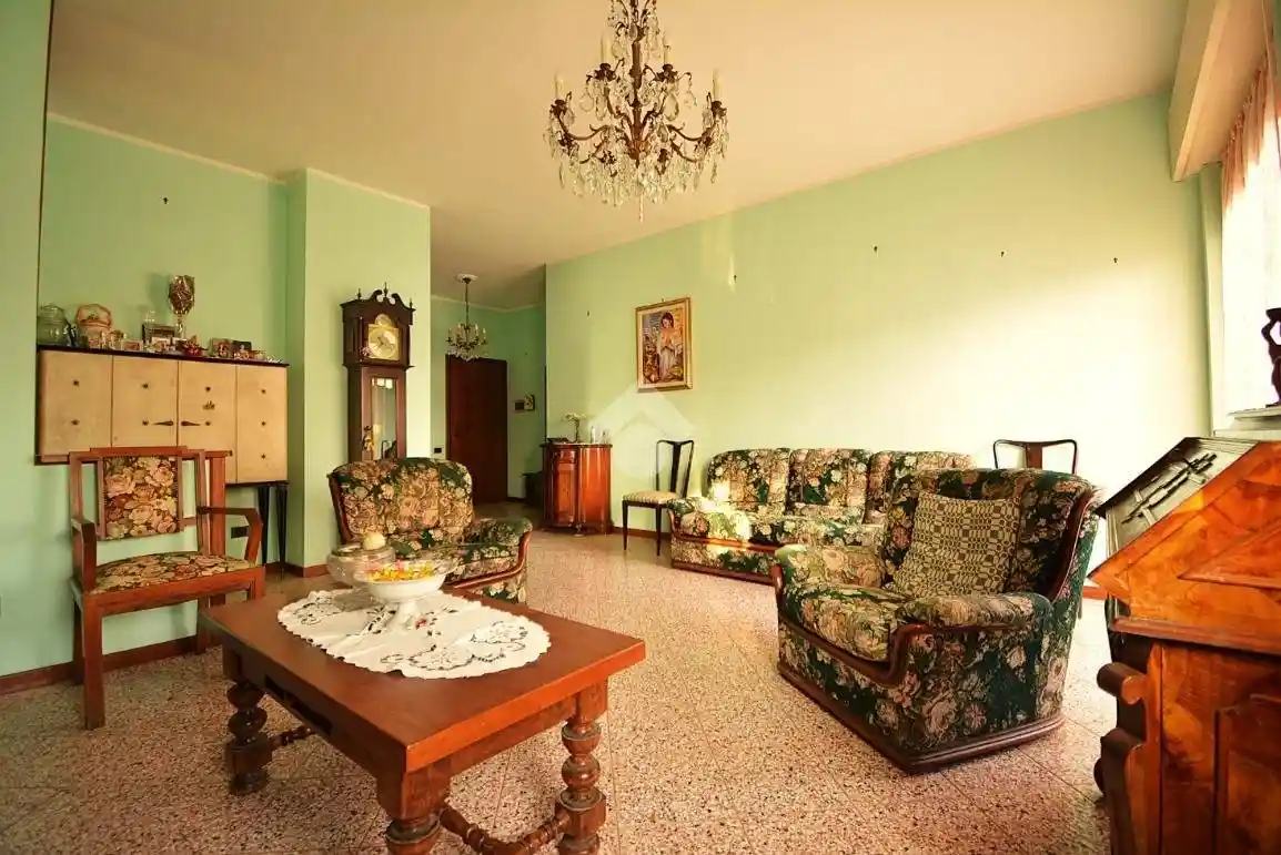 Appartamento in vendita a Burago di Molgora