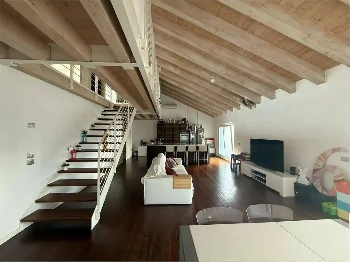 Attico - Mansarda in vendita a Montebelluna