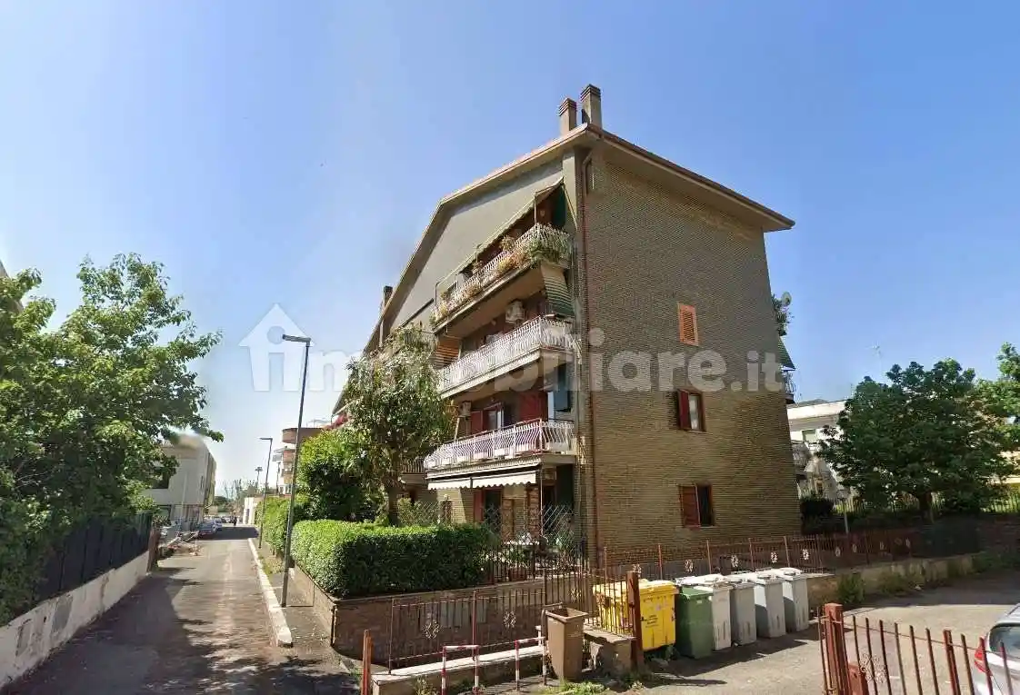 Appartamento in vendita a Guidonia Montecelio