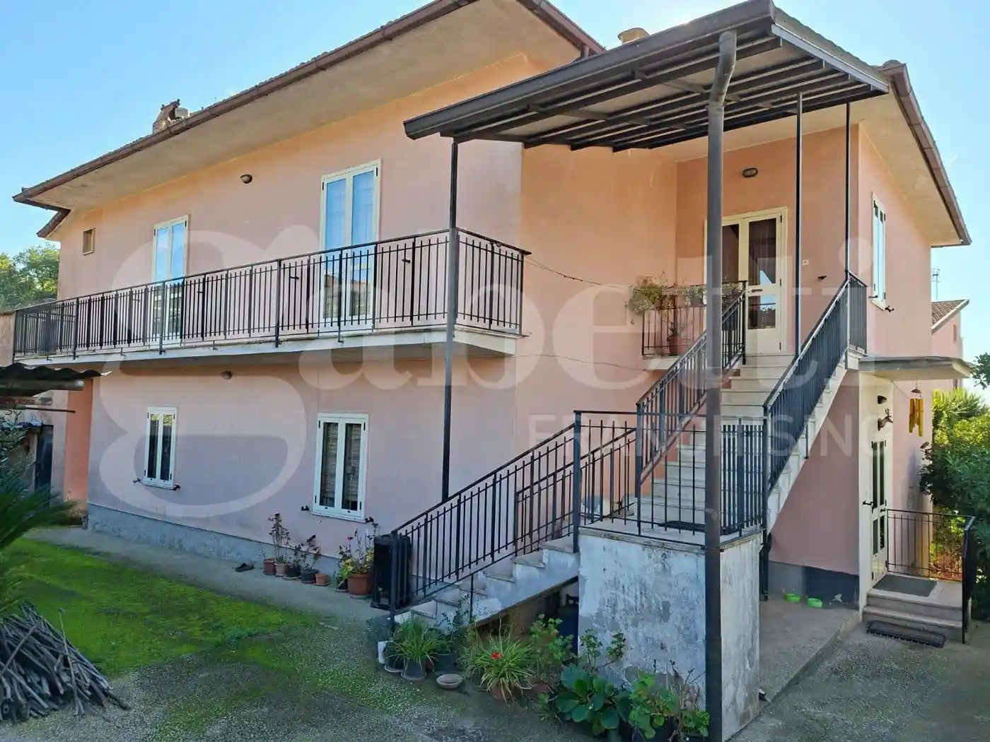 Casa indipendente in vendita a Teano