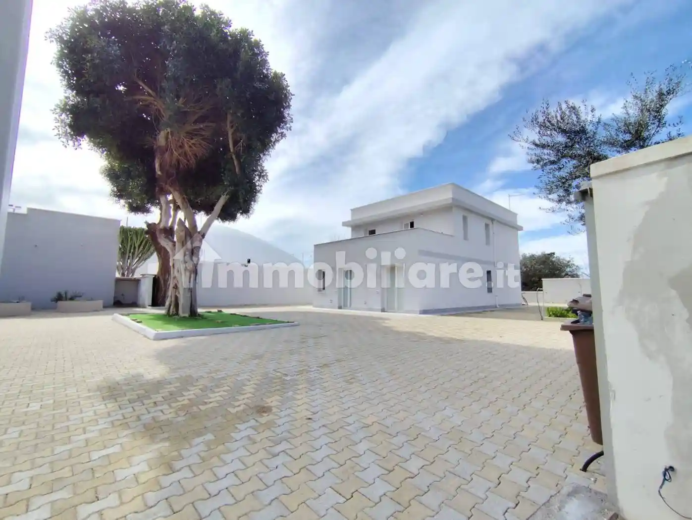 Palazzo - Edificio in vendita a Taranto