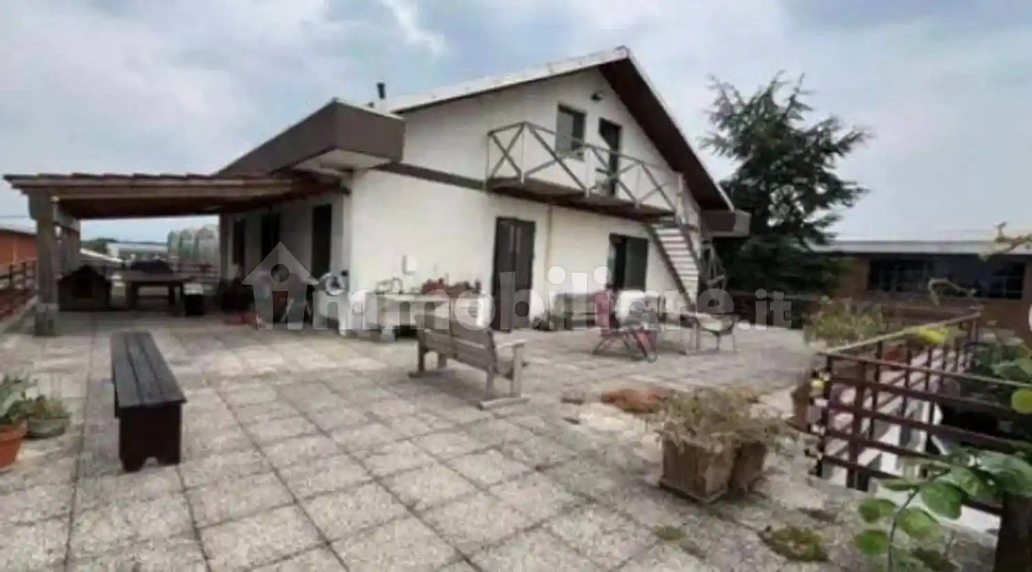 Villa in vendita a Alpignano