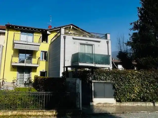 Appartamento in vendita a Alzano Lombardo