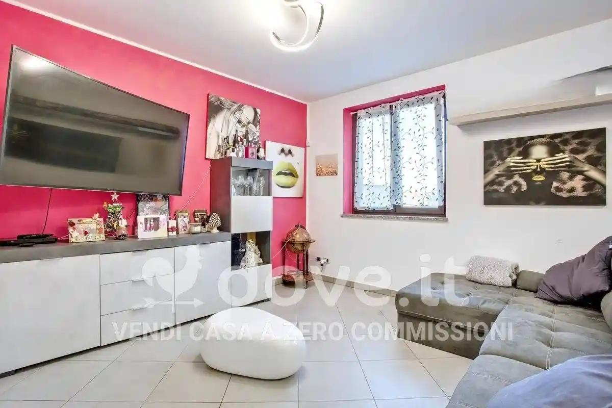 Villa in vendita a Cadegliano-Viconago