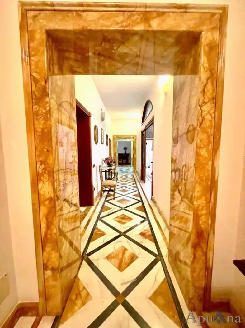 Appartamento in vendita a Massa