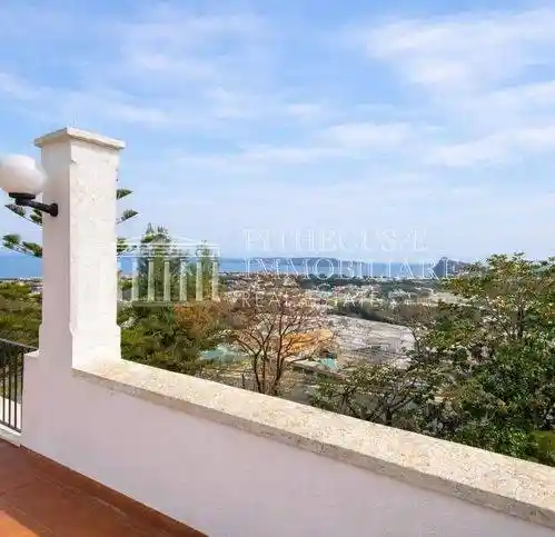 Appartamento in vendita a Ischia