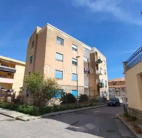 Appartamento in vendita a Palermo
