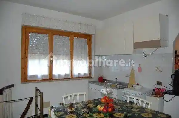 Appartamento in vendita a Paciano