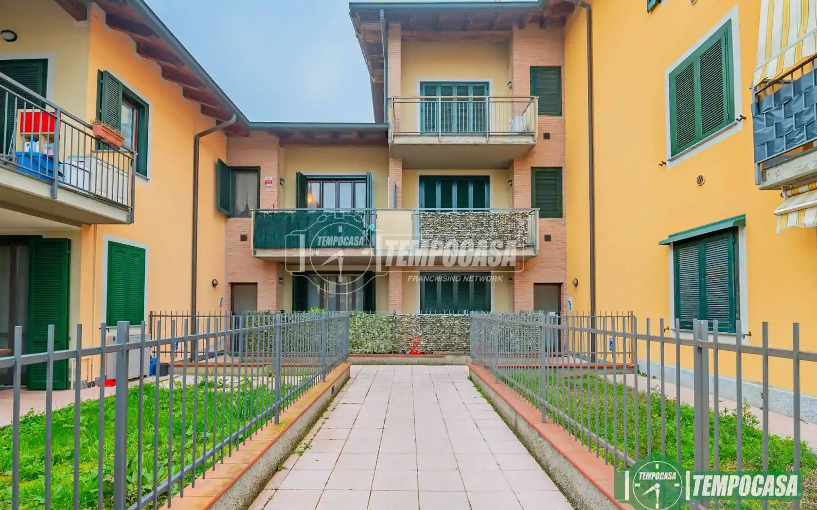 Appartamento in vendita a Castiraga Vidardo