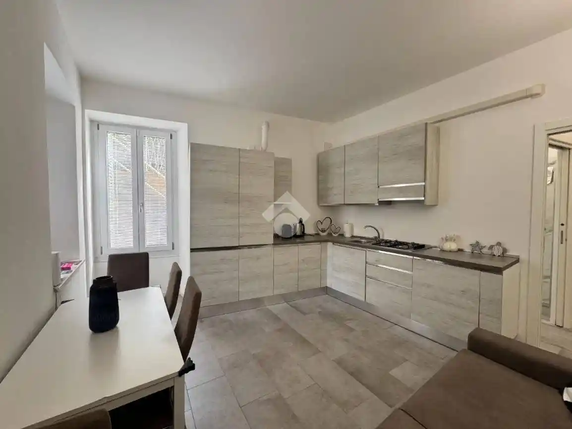 Appartamento in affitto a Iseo