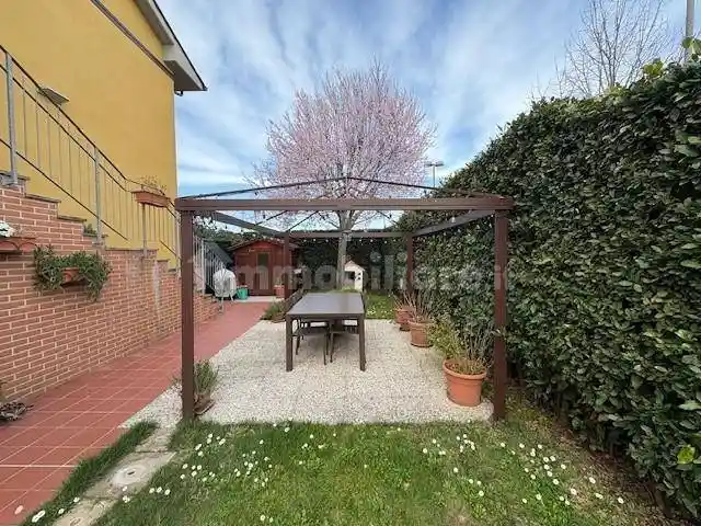 Appartamento in vendita a Fauglia