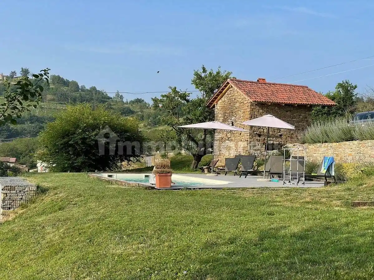 Rustico - Casale in vendita a San Giorgio Scarampi