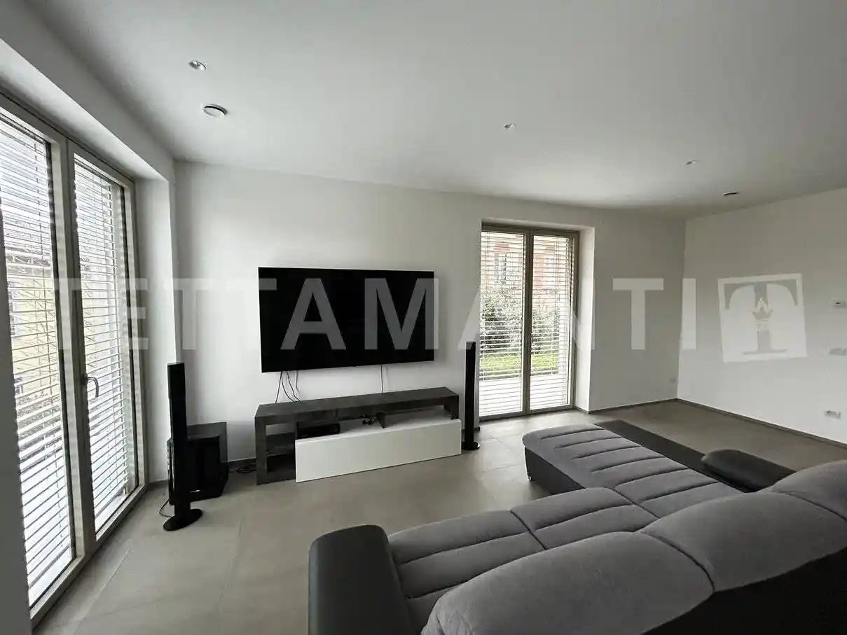 Appartamento in affitto a Como