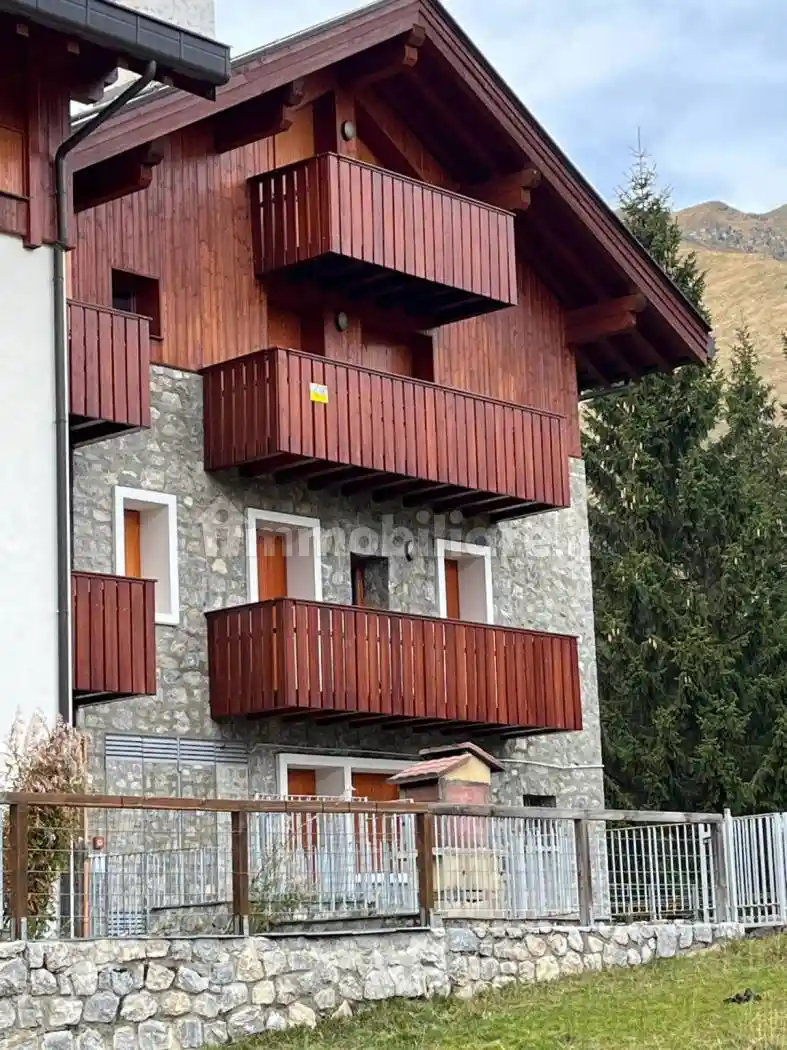 Appartamento in vendita a Valleve