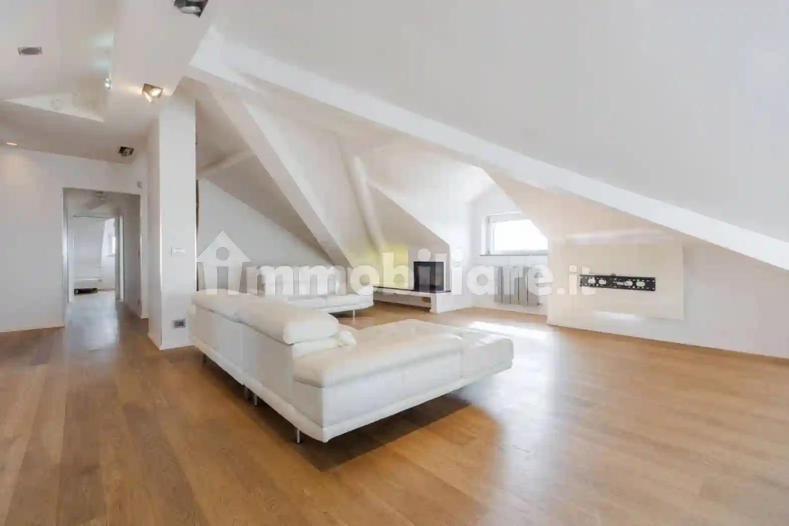 Attico - Mansarda - foto 2