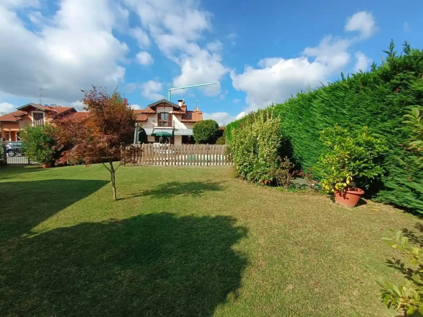 Villa in vendita a Varallo Pombia