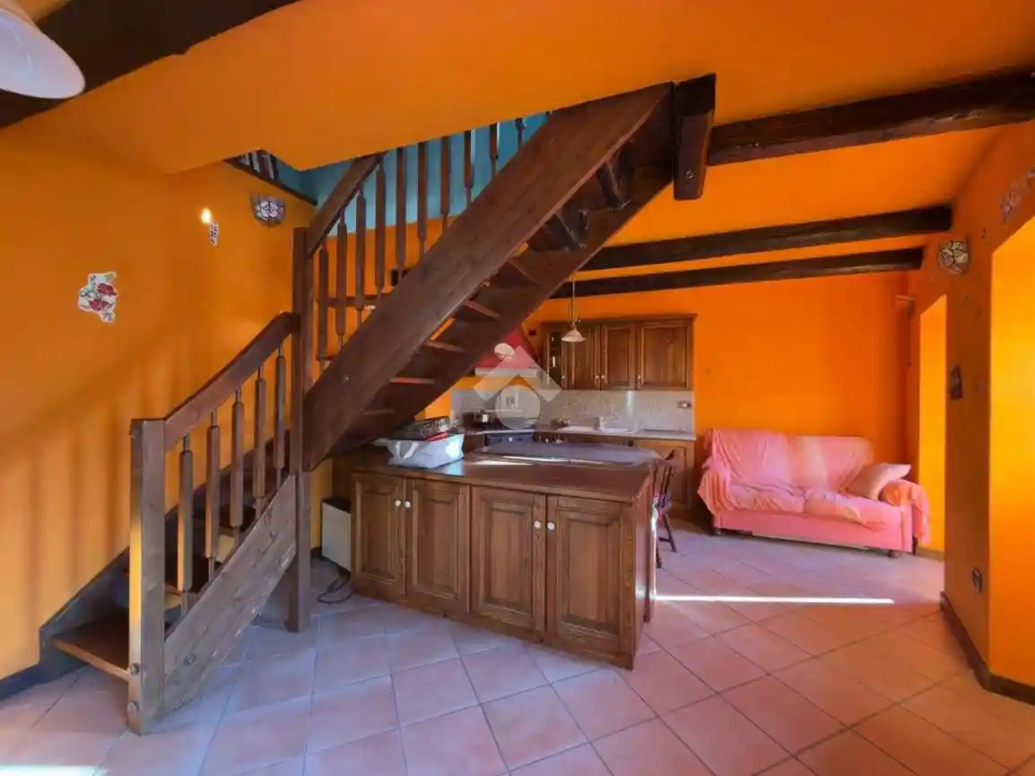 Casa indipendente in affitto a Vervio