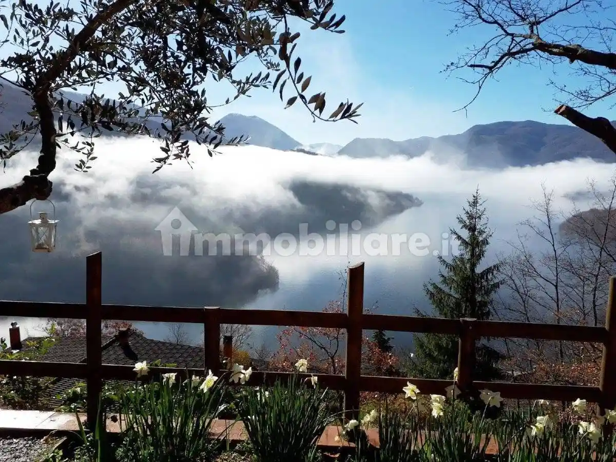 Appartamento in vendita a Rocca Sinibalda